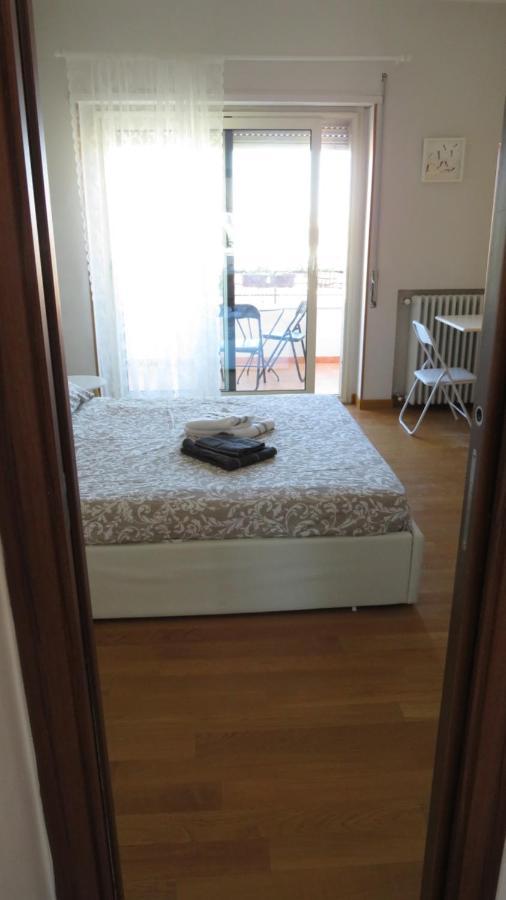 קליארי Luna Rossa Rooms מראה חיצוני תמונה