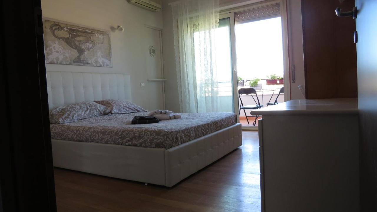 קליארי Luna Rossa Rooms מראה חיצוני תמונה