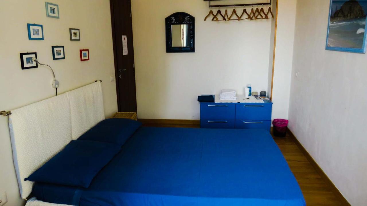 קליארי Luna Rossa Rooms מראה חיצוני תמונה
